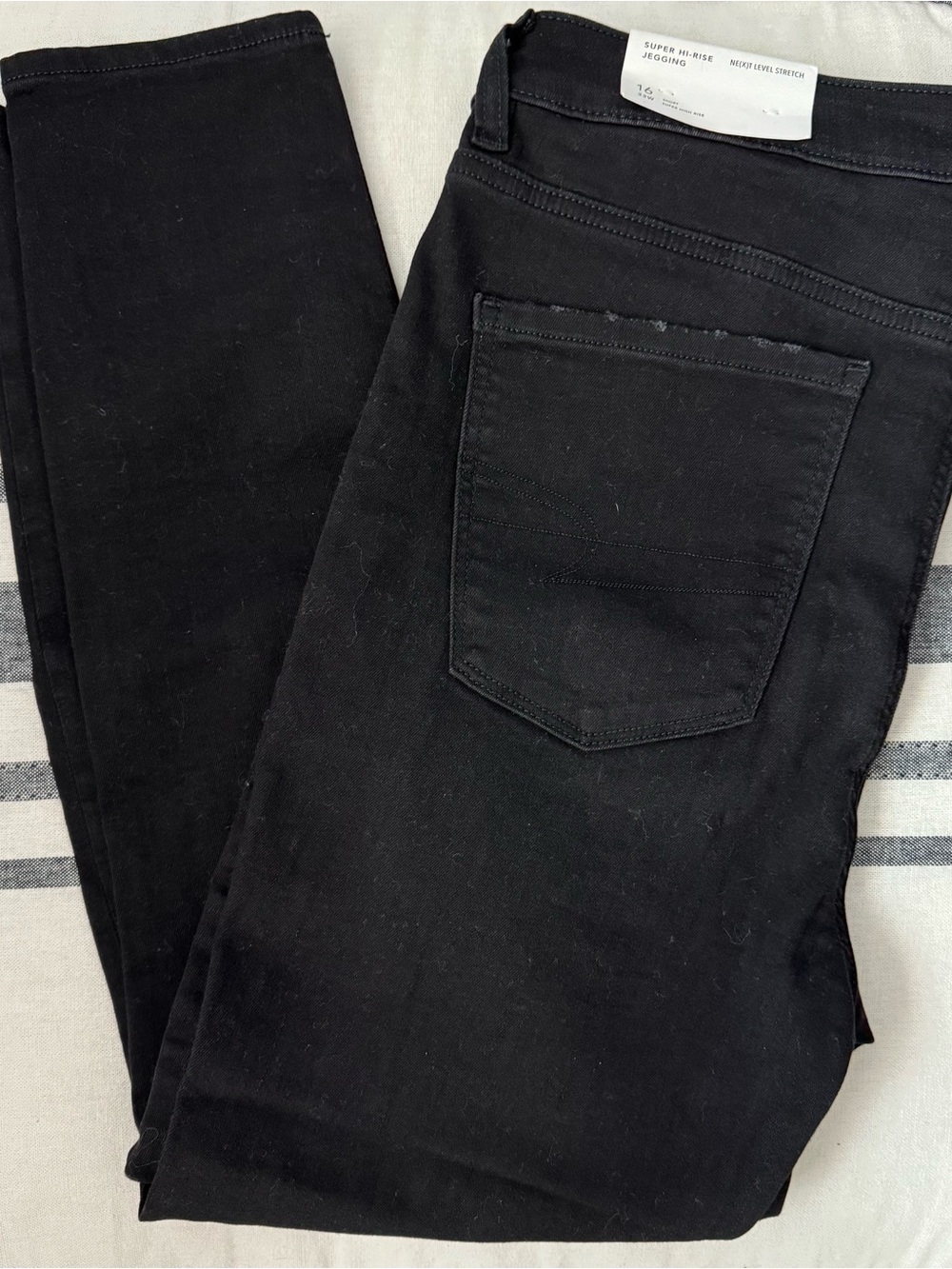 American Eagle Black Super High-Rise Skinny Jeans